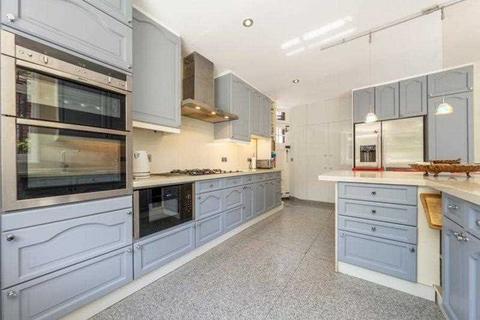 undefined, London W9