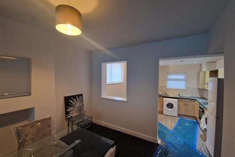 2 bedroom terraced house to rent, Chirkdale Street, Liverpool