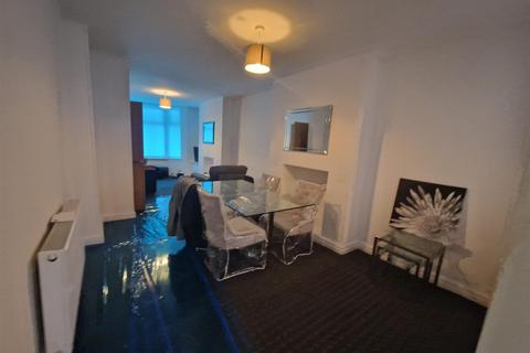 2 bedroom terraced house to rent, Chirkdale Street, Liverpool