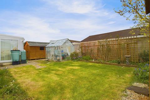 24 Lansdowne Road, Callington, PL17 7HB