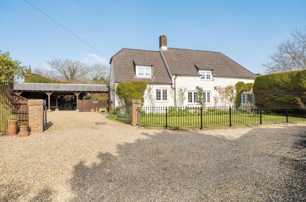 Shripney Lane, Bognor Regis, PO22 3 bed detached house for sale £800,000