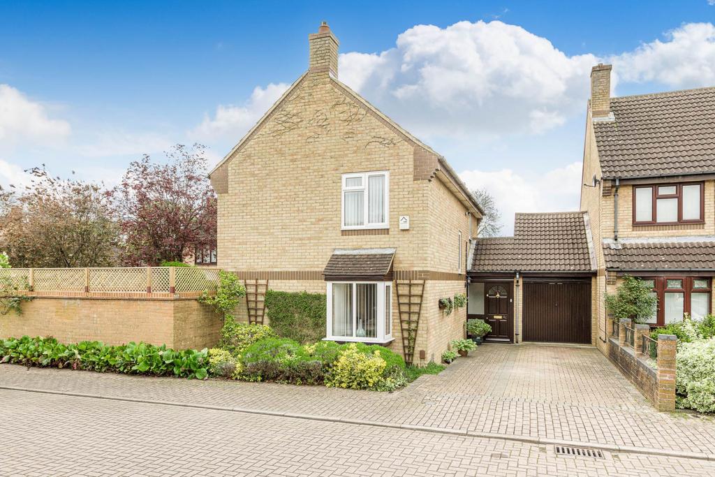 Booker Ave, Milton Keynes MK13 4 bed detached house for sale £430,000
