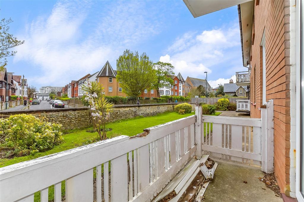 Balcony / Terrace