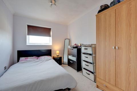 1 bedroom flat for sale, Silverdale Road, Tower House Silverdale Road, RH15