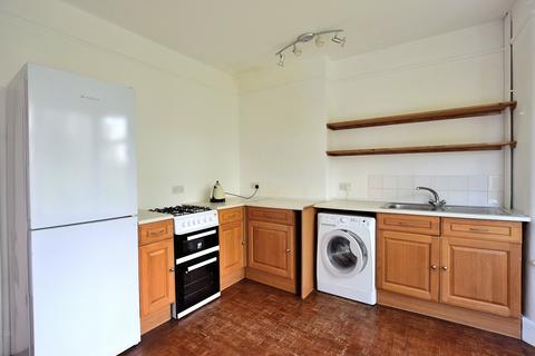 2 bedroom flat to rent, Conway Road, Southgate, London. N14