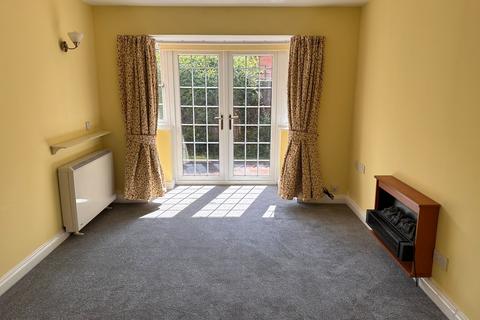 1 bedroom ground floor flat for sale, Oversley House, Kinwarton Road, Alcester, B49