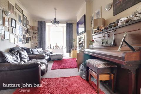 2 bedroom terraced house for sale, Gainsborough Road, Crewe