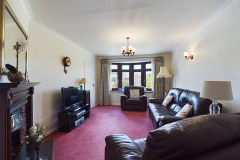 206 Branksome Avenue, Stanford-le-hope, SS17 8DF