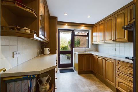 206 Branksome Avenue, Stanford-le-hope, SS17 8DF