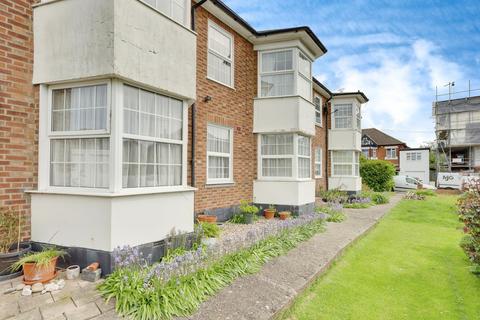 2 bedroom apartment for sale, Salisbury Road, Leigh-on-sea, SS9