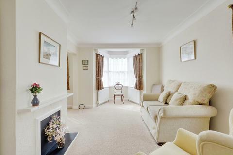 2 bedroom apartment for sale, Salisbury Road, Leigh-on-sea, SS9