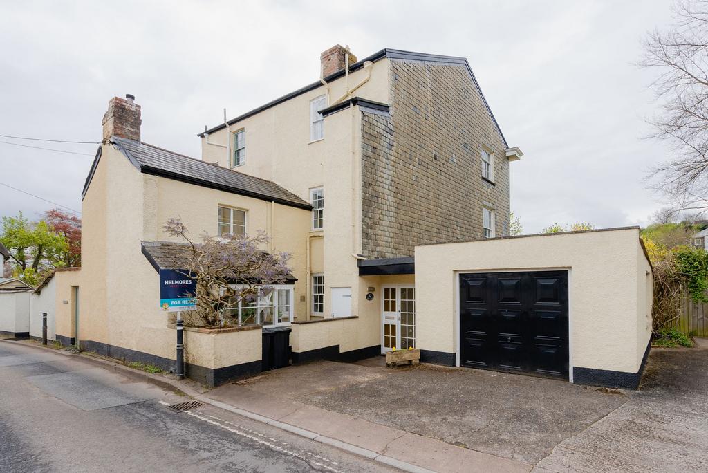 Belle Parade, Crediton, EX17 3 bed end of terrace house to rent £