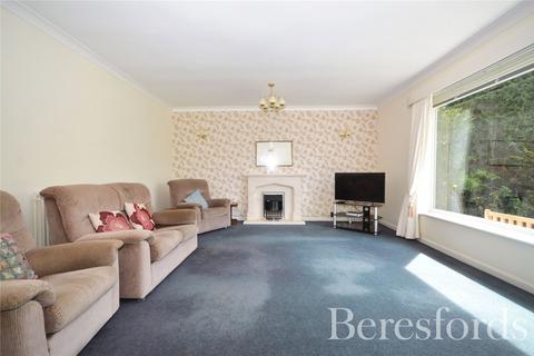12 Raphael Avenue, Romford, RM1 4EP