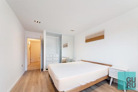 1 bedroom apartment to rent, 3 Limeharbour, London, E14