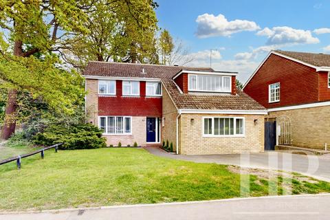 5 bedroom detached house for sale, Crawley, Crawley RH10