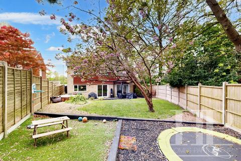 5 bedroom detached house for sale, Crawley, Crawley RH10