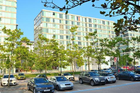 1 bedroom flat for sale, Witan Gate, Milton Keynes MK9