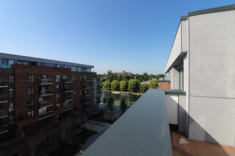 2 bedroom apartment to rent, East Station Road, PETERBOROUGH PE2