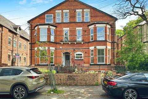 2 bedroom flat for sale, West Didsbury, Manchester, M20