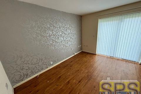 2 bedroom end of terrace house to rent, Boatman Walk, Stoke-on-Trent ST1