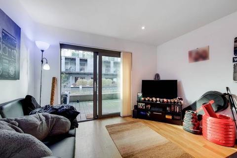 2 bedroom flat to rent, Royal Carriage Mews, Woolwich, London, SE18