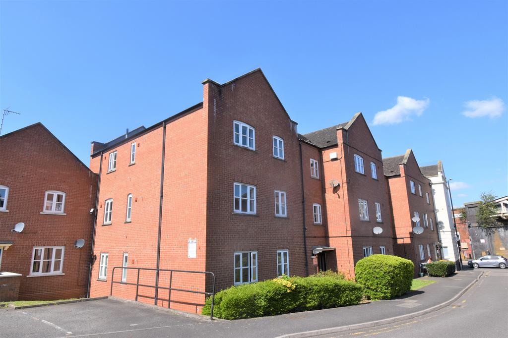 Crown Terrace, High Street... 2 bed flat for sale £150,000