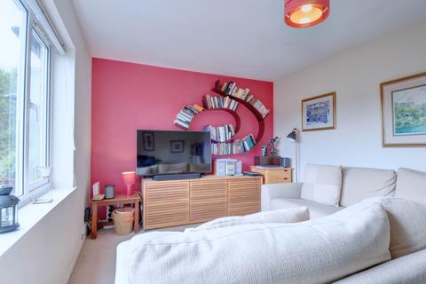 1 bedroom flat for sale, Leaver Road, Henley-On-Thames