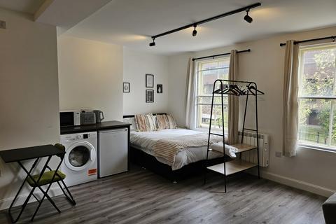 Studio to rent, Bridge Street, Peterborough, PE1