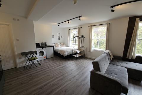 Studio to rent, Bridge Street, Peterborough, PE1
