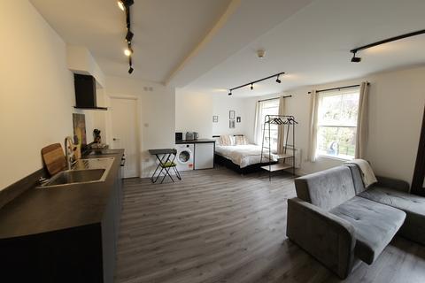 Studio to rent, Bridge Street, Peterborough, PE1
