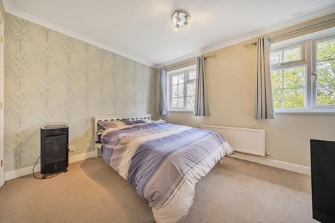 2 bedroom terraced house for sale, Aylesbury,  Buckinghamshire,  HP21