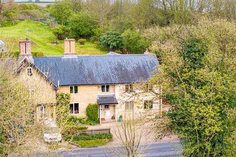 4 bedroom semi-detached house for sale, Ludgershall Road, Marlborough SN8