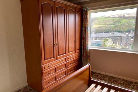 47 Netherley Drive, Marsden, Huddersfield, HD7 6HL