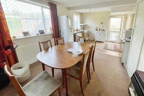 102 Hales Crescent, Smethwick, B67 6QS