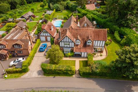 6 bedroom detached house for sale, Ballinger, Great Missenden