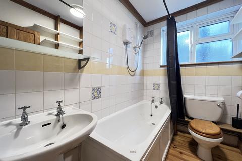 2 bedroom apartment to rent, 18 Lansdowne Road, London, SW20