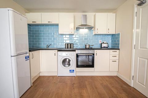 1 bedroom apartment to rent, Apt ,  - East Parade #323039