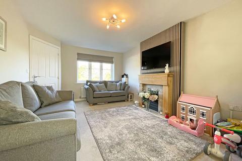 39 Fellows Close, Weldon, Corby, NN17 3LT