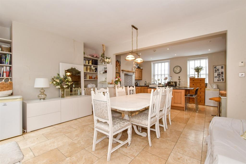 Paragon Ramsgate Paragon, Ramsgate, Kent 7 bed semi-detached house - £1,000,000