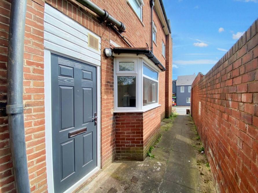 Halesowen Road, Netherton DY2 1 bed flat to rent £650 pcm (£150 pw)