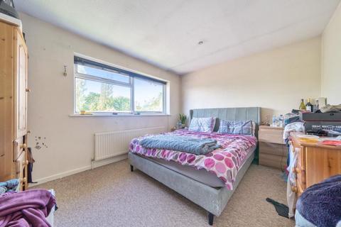 4 bedroom detached house for sale, Kidlington,  Oxfordshire,  OX5