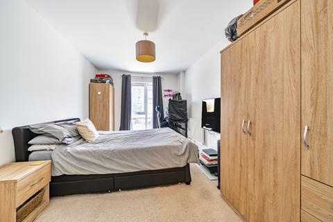 2 bedroom apartment for sale, Greengage Court, Broadis Way, Rainham, RM13