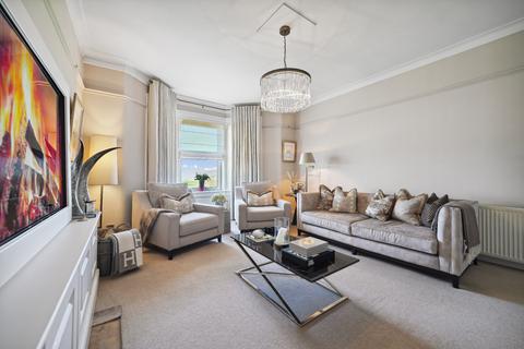 5 bedroom flat for sale, Arderyth House, Condorrat Road, Airdrie
