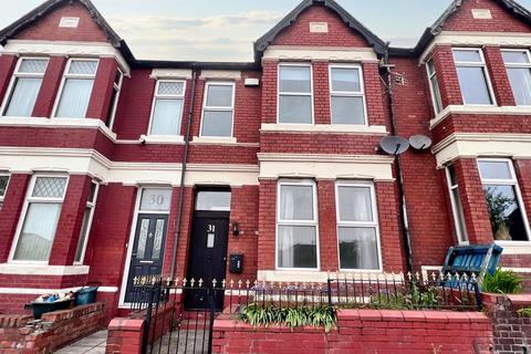 4 bedroom terraced house for sale, Broad Street, Barry, CF62