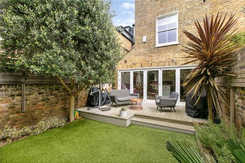 5 bedroom terraced house for sale, Wroughton Road, SW11