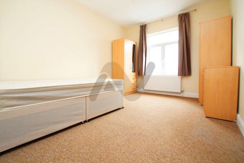 1 bedroom flat to rent, Regents Park Road, London N3