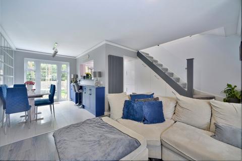 7 Bannister Close, Witley, Godalming, GU8 5RR