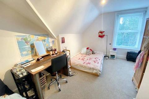 2 bedroom flat to rent, Crystal Palace Park Road, London SE26
