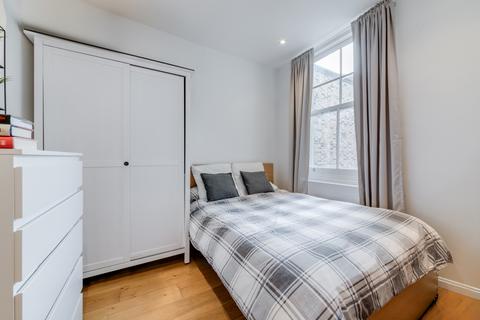 3 bedroom maisonette for sale, Crossley Street, Islington, London