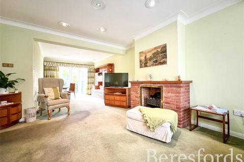 24 Franmil Road, Hornchurch, RM12 4TR